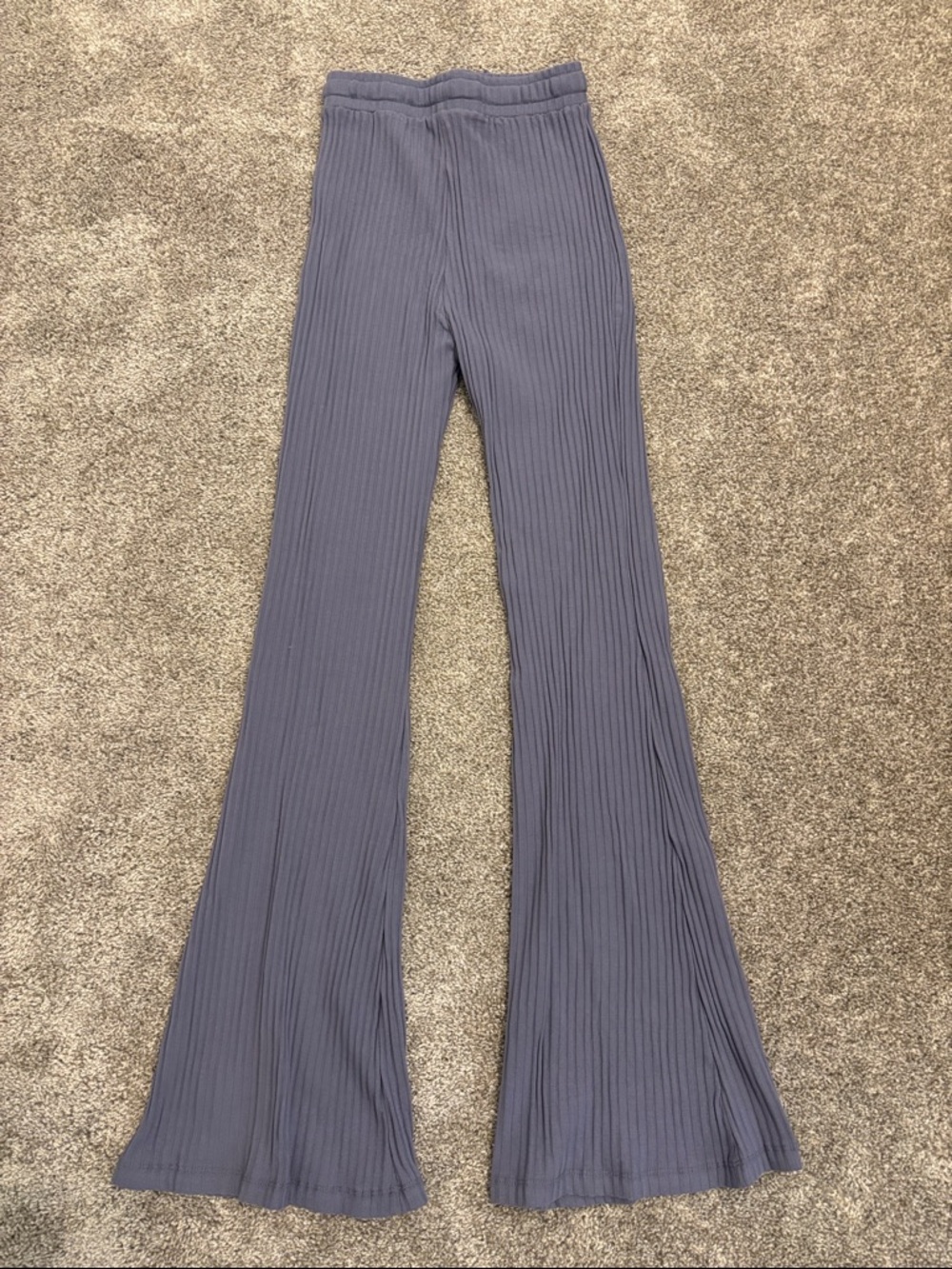 Lounge Ribbed Two-Piece Pajama Set - Picture 3 of 8